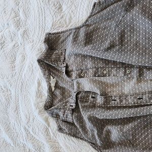 H&M button-down sleeveless blouse